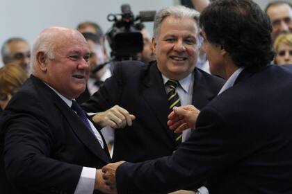Barbieri y Hallú, tras la asamblea