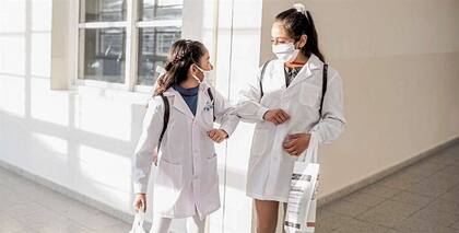 Barbijos, distancia social e higiene reforzada, las claves para el regreso al aula