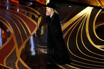 Barbra Streisand, ovacionada sobre el escenario del Dolby Theatre