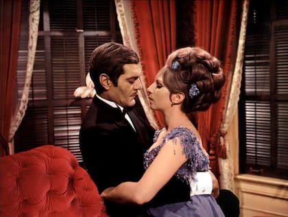 Barbra Streisand y Omar Sharif, en Funny Girl