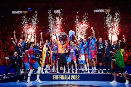Barcelona ganó la Champions League por segundo año consecutivo y logró su undécimo título