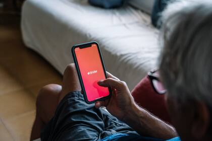 Según un estudio realizado por la empresa estadounidense Choice Mutual, la mayoría de los encuestados mayores de 55 considera que las apps de citas son una de las mejores formas de conocer gente