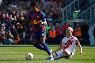 Barcelona y Atlético de Madrid chocan en La Liga previo a los cuartos de la Liga de Campeones