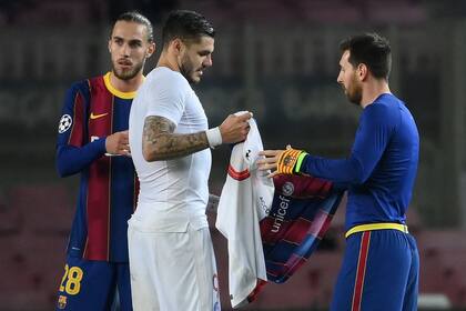 Luego de la histórica goleada, Mauro Icardi y Lionel Messi intercambiaron camisetas