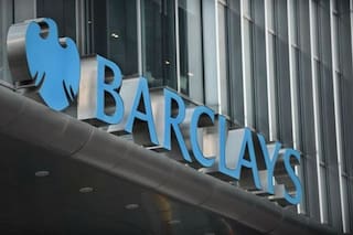 Barclays advierte que el nivel del dólar limita la recuperación de la economía