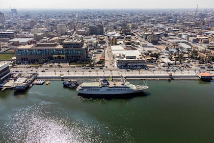 Tras recuperar el barco, el gobierno iraquí intentó venderlo sin éxito y al final, en 2009, decidió anclarlo en Basora.