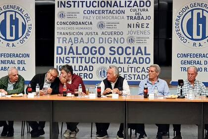 Barrionuevo lanzará la denominada “Corriente Político-Sindical Peronista”, una estructura que será presentada este 17 de octubre 