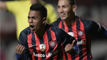 Barrios celebra el gol de la victoria azulgrana