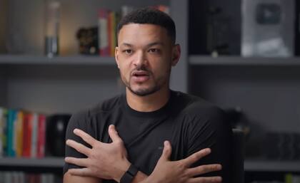 Bartlett propone un espacio para compartir historias reales y vulnerabilidades (Foto: Diary of a CEO)