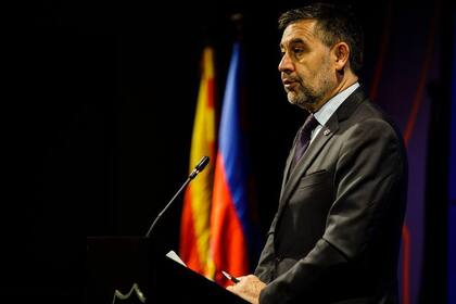 Bartomeu, en el momento de anunciar su dimisión, más de medio año antes de finalizar su mandato