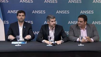 Basavilbaso, peña y Triaca hacen el anuncio de la actualización semestral de las jubilaciones y pensiones