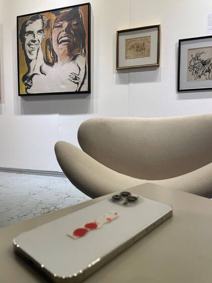 Basile también lleva puntos rojos guardados entre el celular y su funda, “porque las ventas se concretan con el teléfono”