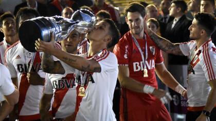 Batalla mira la copa