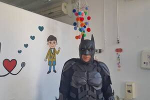 La reflexión del Batman solidario de La Plata luego de que le robaran el celular