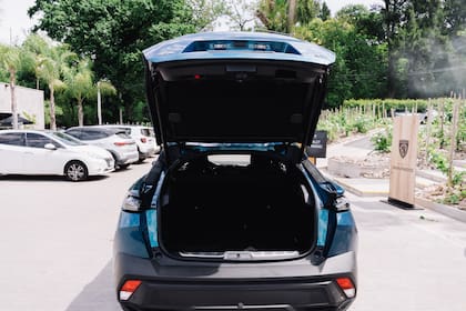 Baúl con capacidad de 536 litros (que llegan a 1611 con el asiento trasero rebatido).