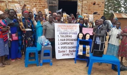 Baumgartner inauguró un colegio en Uganda en el año 2022