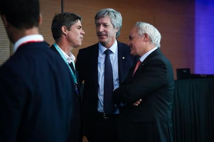 Bausili defendió los fundamentos del esquema cambiario y monetario en un contexto de turbulencia global por el conflicto en Medio Oriente