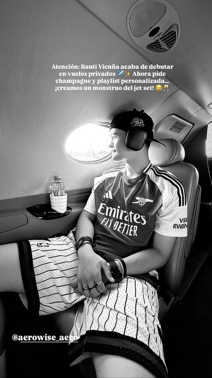 Bautista aprobó la experiencia de volar en avión privado (Foto: Instagram @pampitaoficial)