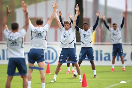 Bayern, el líder de una Bundesliga que sería la primera en retomar la actividad: lo prevén para el viernes 15.