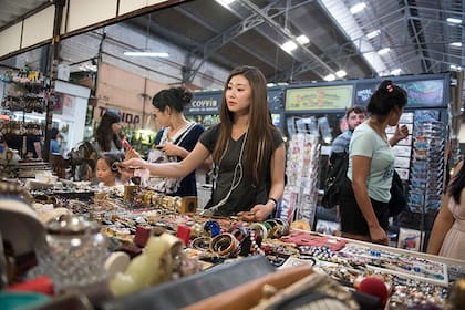 Bazar de curiosidades y bijou antigua