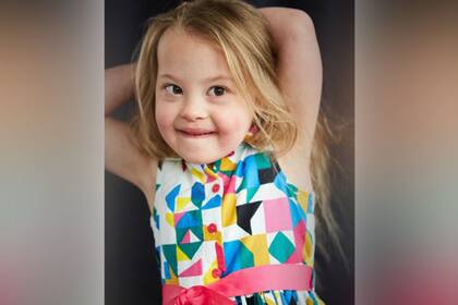 A Jaimie, de cinco años, le encanta bailar y también disfruta del modelaje.