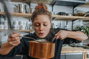 BBC; BBC MUndo; Brócoli; Sociedad; papilas gustativas.; lengua; boca; Sabor amargo; sabor dulce; amargor;