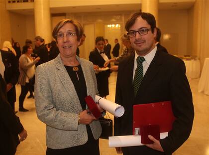 Beatriz Aguirre-Urreta y Martín Ezcurra alcanzaron uno de los premios más importantes en América latina