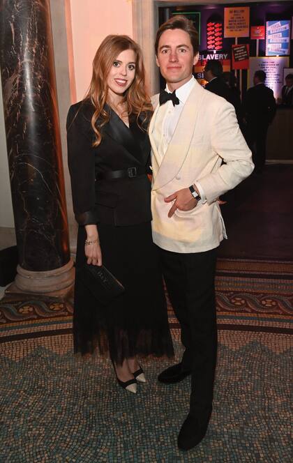 Beatriz junto a su marido, Edoardo Mapelli Mozzi.