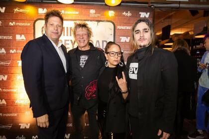 Bebe Contepomi junto a Michel Peyronel, Miss Bolivia y Pato Sardelli