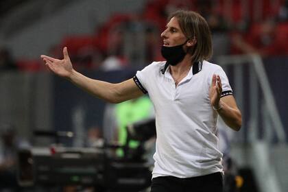 Beccacece se dio un gusto y celebró su primer título al frente del Halcón con una actuación de carácter épico