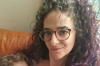 Amamanta a su hijo de 4 años y le hace frente a las críticas: “No es mi problema”