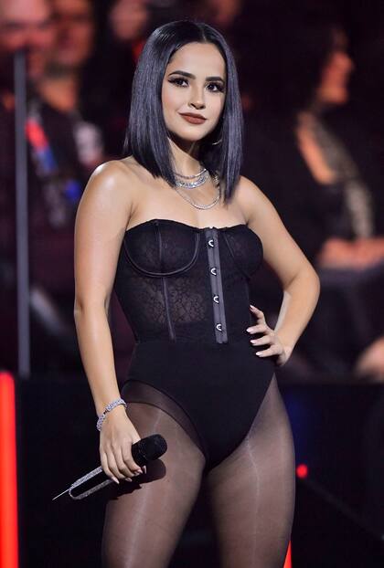 Becky G acaba de lanzar su primer álbum Mala Santa