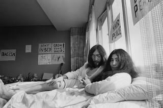 Yoko Ono, una gran historia con pequeños gestos