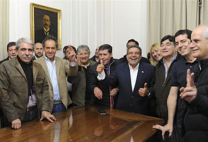 Beder Herrera, Zannini, Casas, Fernández, Scioli, Taiana y Manzur, en La Rioja
