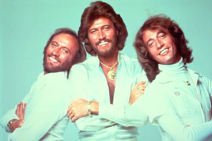 Los hermanos Robin, Barry y Maurice Gibb