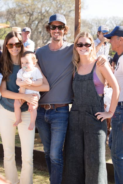 Belén, Nieves, Ignacio y Sol Badiola.