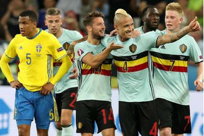 Bélgica le ganó a Suecia y pasó a octavos de final