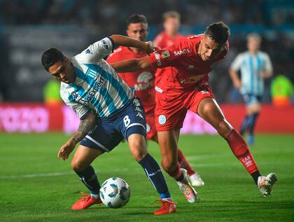 Belgrano llega a los cuartos de final tras caer ante Racing en Avellaneda, donde fue goleado por 4 a 1 