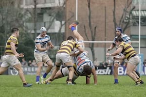 Otra caída del campeón, un equipo que sigue en furioso ascenso y un puntero cada vez más lejano