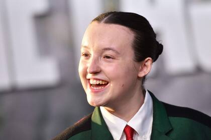 Bella Ramsey también dijo presente en este tan ansiado estreno. Hace poco, quien en la historia encarna a Ellie, confesó que fue diagnosticada con autismo mientras rodaba la primera temporada de la serie en Canadá