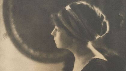 Belle da Costa Greene, antigua directora de la Biblioteca Morgan de Nueva York, fue la primera en sospechar que había algo raro en las piezas.