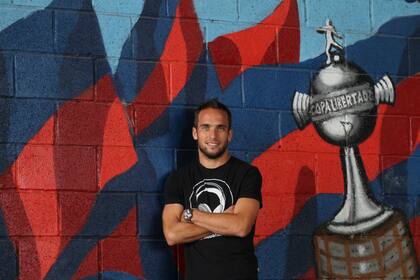 Belluschi, en un mural debajo de una tribuna del Nuevo Gasómetro