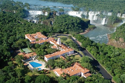 Belmond Hotel das Cataratas es el único hotel en el Parque Nacional de Iguazú en Brasil y tiene acceso a las cataratas.