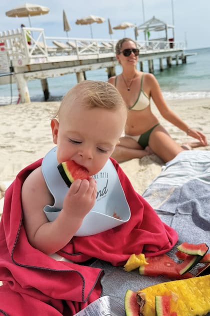 Beltrán, tentado con su plato de
frutas.