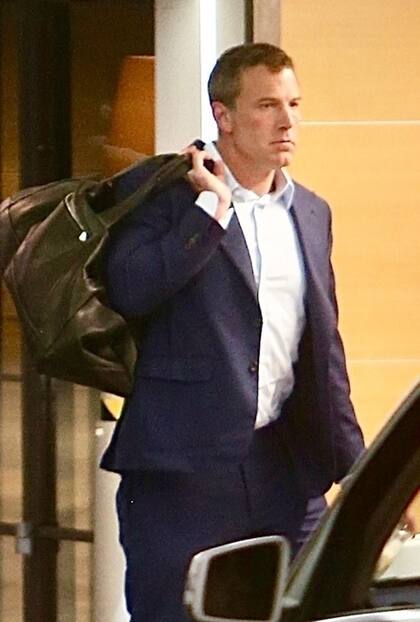 Ben Affleck decidió retirar sus pertenencias de la casa que compartía con Jlo cuando ella se encontraba en Europa