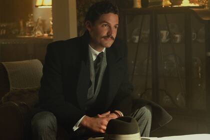 Ben Aldridge es Thomas Wayne, quien será el padre de Bruce, luego conocido como Batman