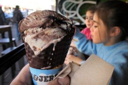 Ben & Jerry's utiliza la inteligencia artificial para anticipar cuáles son sabores de helado de los que puede quedarse sin stock