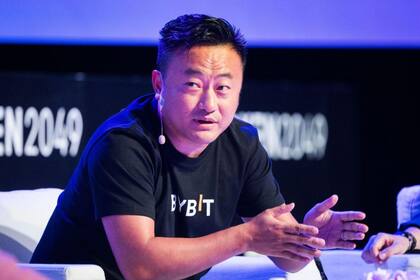Ben Zhou, fundador y máximo directivo de Bybit, admitió que los protocolos de seguridad de la firma fueron vulnerados, pero prometió que compensarán a los afectados.