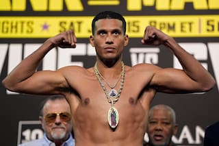 Benavidez busca hacer historia en duelo de Cinco de Mayo con el campeón crucero Ramírez
