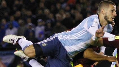 Benedetto, en su estreno en la selección